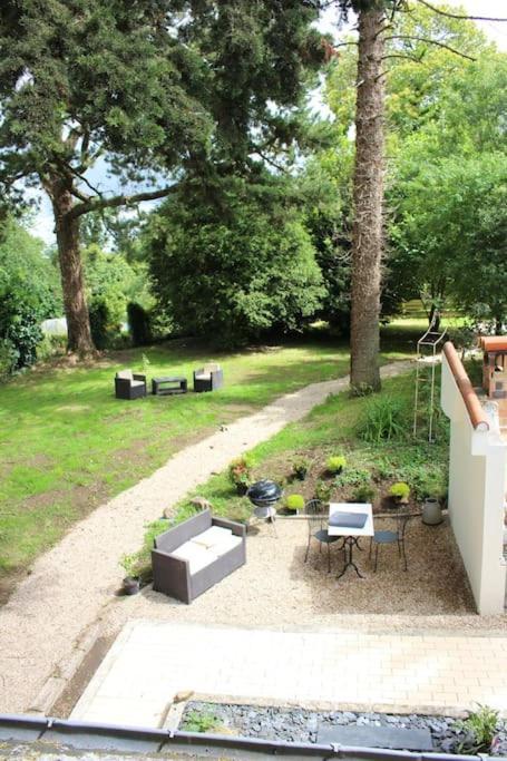 Ty Daou - Gites Du Vieux Tilleul Treglamus Exterior photo